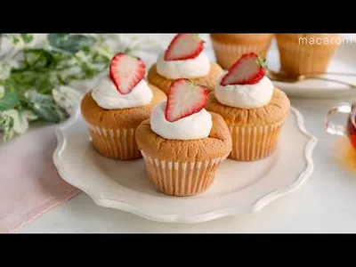 【クリームたっぷり生カップシフォン】中からとろ〜り！ふわふわ食感がたまらない♪のサムネイル