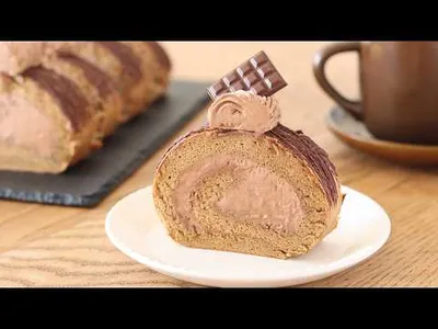 米粉で作るチョコレートとコーヒーのロールケーキの作り方｜HidaMari Cookingのサムネイル