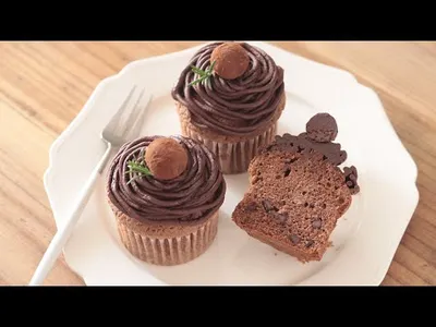 チョコレートモンブラン・カップケーキの作り方＊手作りバレンタイン   Valentine's day Chocolate Mont Blanc Cupcakes｜HidaMari Cookingのサムネイル