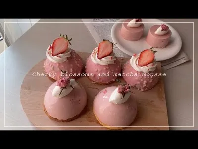 【春レシピ】パティシエによる桜と抹茶のダブルムース🌸のサムネイル