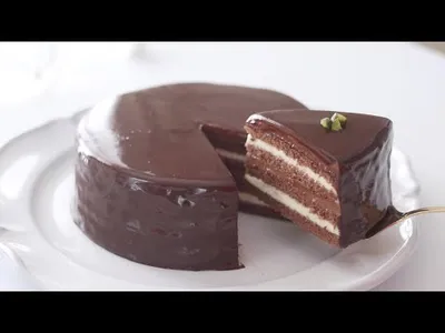 チョコレート・バタークリームケーキの作り方 Flourless chocolate cake｜HidaMari Cookingのサムネイル