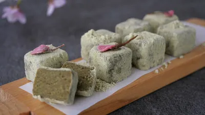 【やわらか濃厚♡うぐいす生きな粉】「春を知らせるころんと可愛いきな粉スイーツ」簡単で美味しすぎてごめんなさい |  Roasted soybean flour sweetsのサムネイル