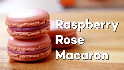 Raspberry Rose Macaron ラズベリーとバラのマカロンのサムネイル