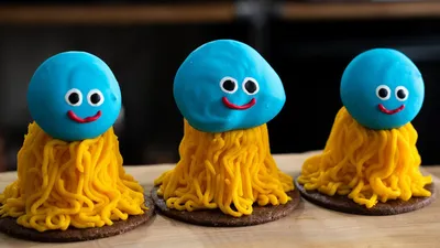 Pumpkin Mont Blanc Cake - Dragon Warrior's monster "Healslime" Halloween treat cake.のサムネイル