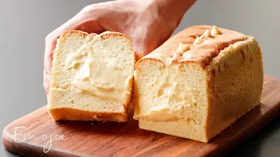 Custard Filled Fluffy Chiffon Cake | Emojoie ASMR cookingのサムネイル