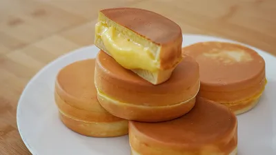 [오븐없이! 기계없이!] 쉽고 맛있는 커스터드 팬 빵 만들기 (Custard Cream Pancake)のサムネイル