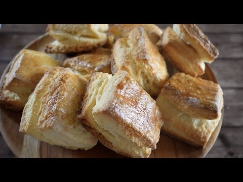 【失敗なし】混ぜて焼くだけ!綺麗に割れるプレーンスコーンのサムネイル