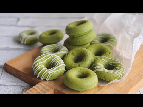 【抹茶香る♡もっちもち米粉の焼きドーナッツ】卵無しで出来ます♪| Rice flour matcha donutsのサムネイル