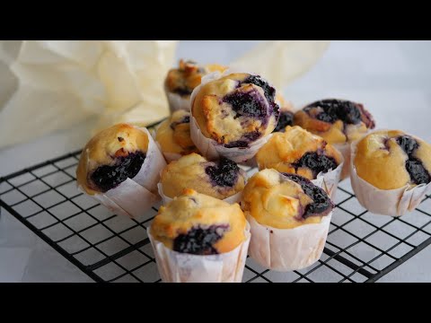 【溶かしバターで絶品♡米粉のブルーベリークリームチーズマフィン】[小粒でぎゅっと美味しさが詰まってます♪」|  Rice flour blueberry cream cheese muffinsのサムネイル
