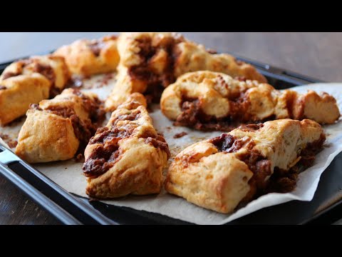 外側はかりっと中はふんわり~♡黒糖と胡桃のおやつスコーン | Brown sugar and walnut sconesのサムネイル