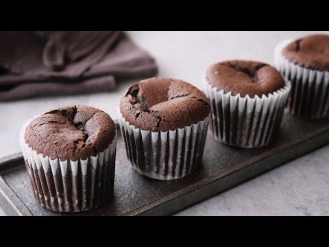 【濃厚すぎるガトーショコラ】ほんとうに絶品♡小麦粉無しココアレシピ | Chocolate Cake (Gâteau au Chocolat)のサムネイル