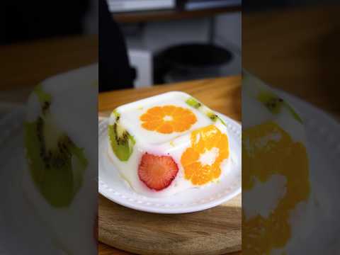 材料4つ!タッパーでフルーツ牛乳寒天の作り方!#foodのサムネイル